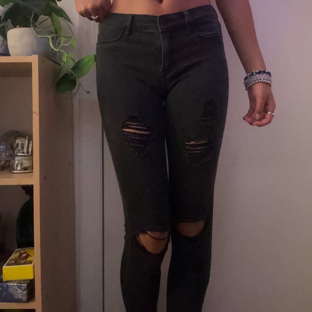 Black soft Pacsun ripped jeggings